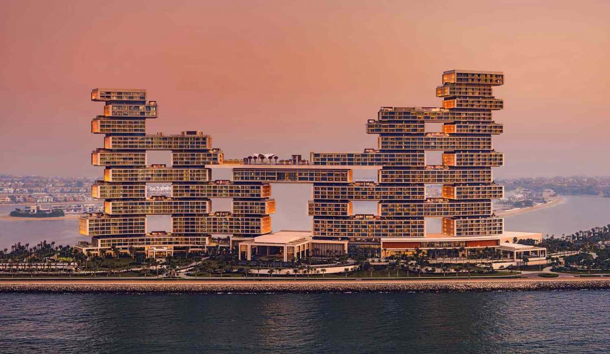 Palm-Jumeirah-Hotels