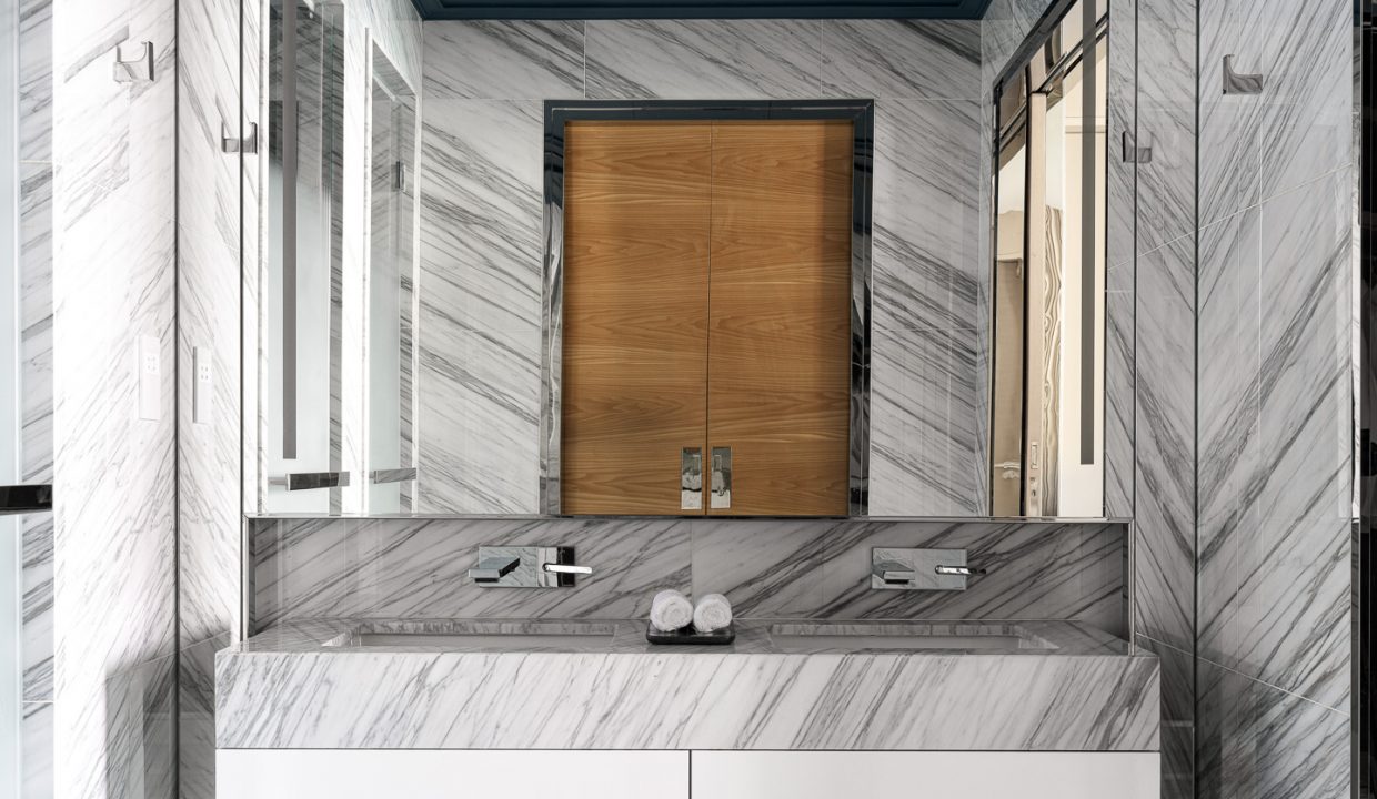 bathroom in second bedroom