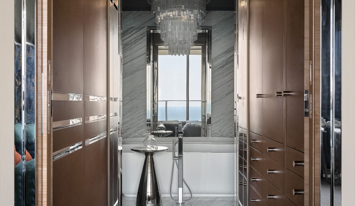 master bathroom(3)